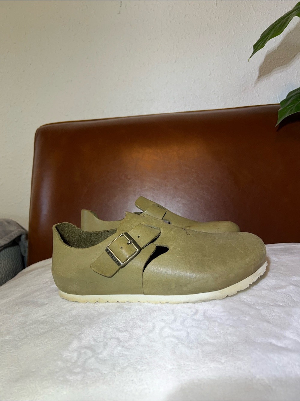 Birkenstock London Olive Green Clogs size 40